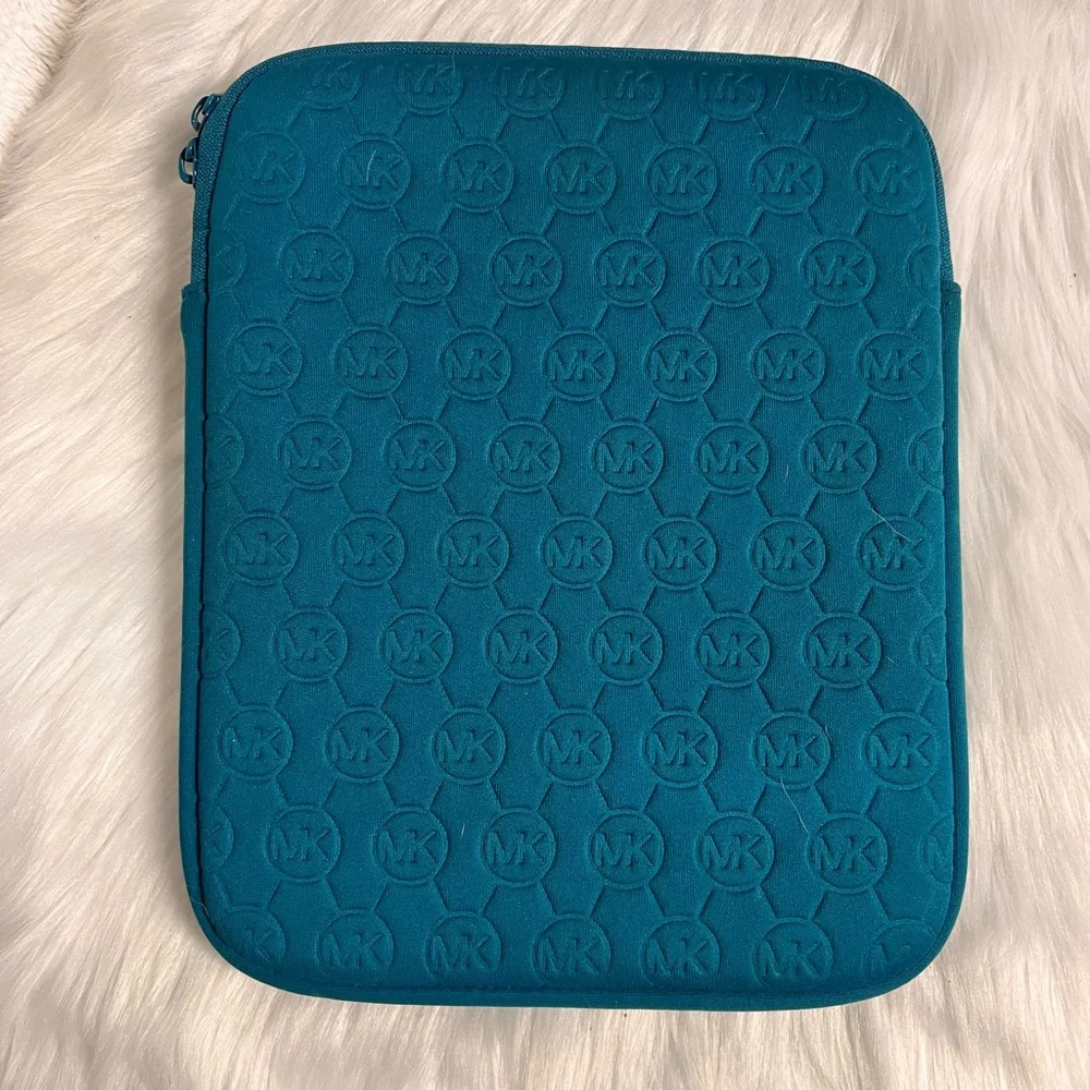 Michael Kors Blue Logo Tablet Sleeve